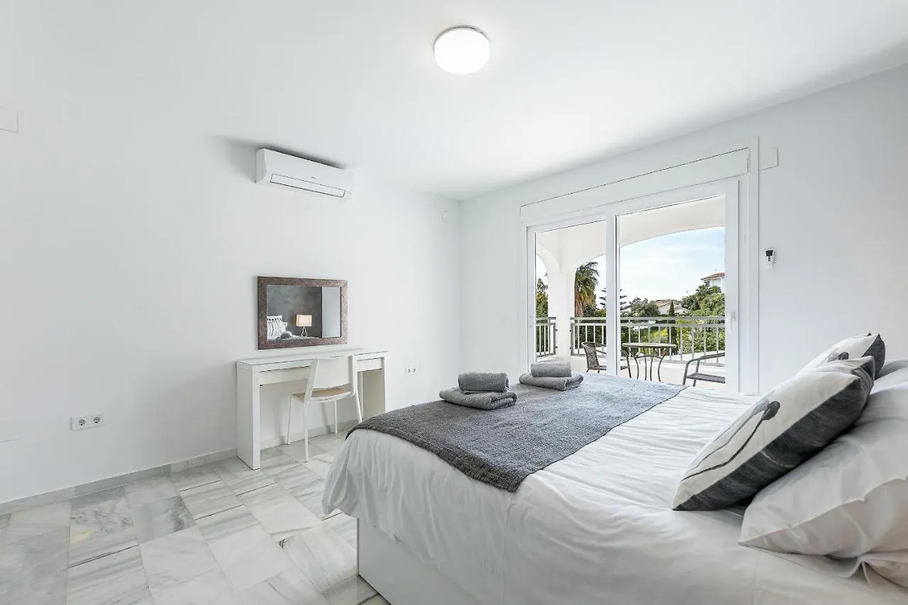 Luxury Villa With Private Pool Benalmádena Espagne