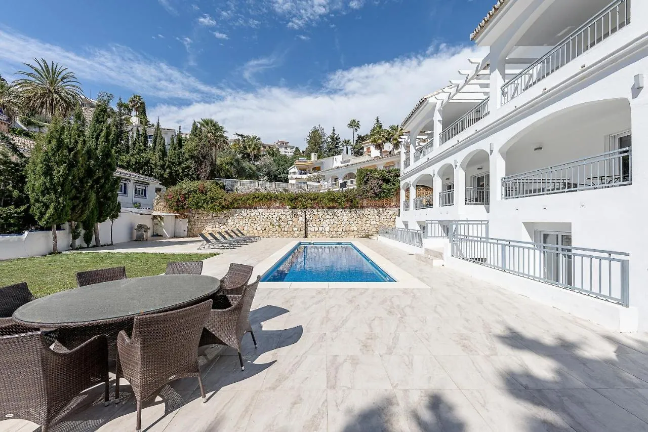 Luxury Villa With Private Pool Benalmádena