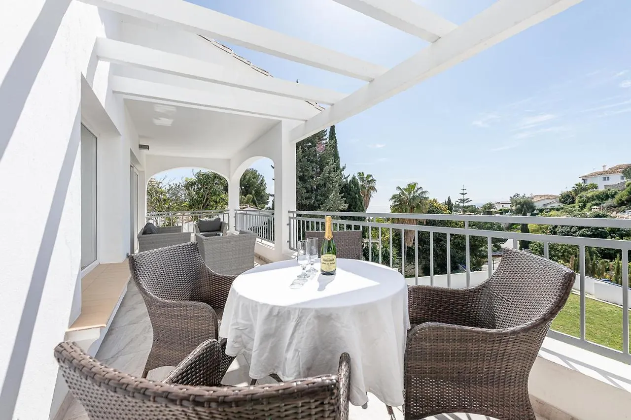 Luxury Villa With Private Pool Benalmádena
