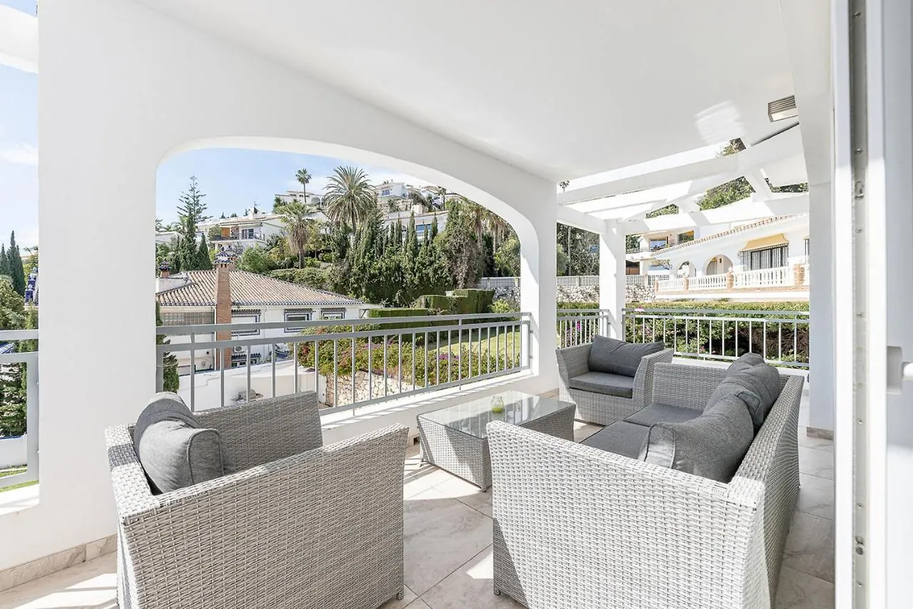 Luxury Villa With Private Pool Benalmádena