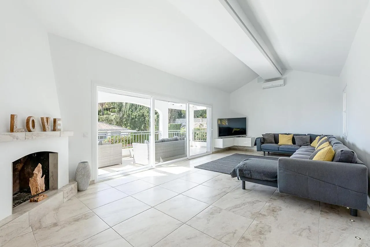 Luxury Villa With Private Pool Benalmádena